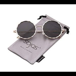 NWT SOJOS Sunnies